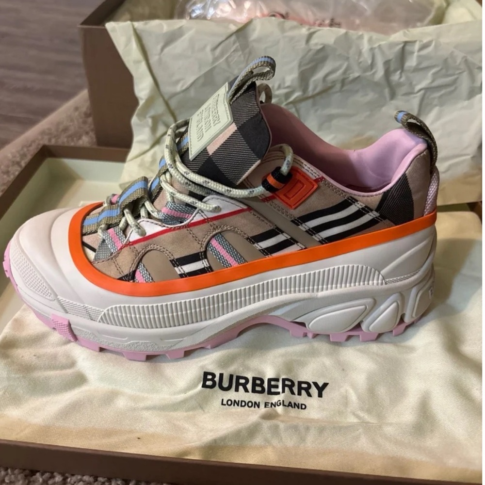 Burberry Multicolor Sneakers for Women - Picture 3 of 4